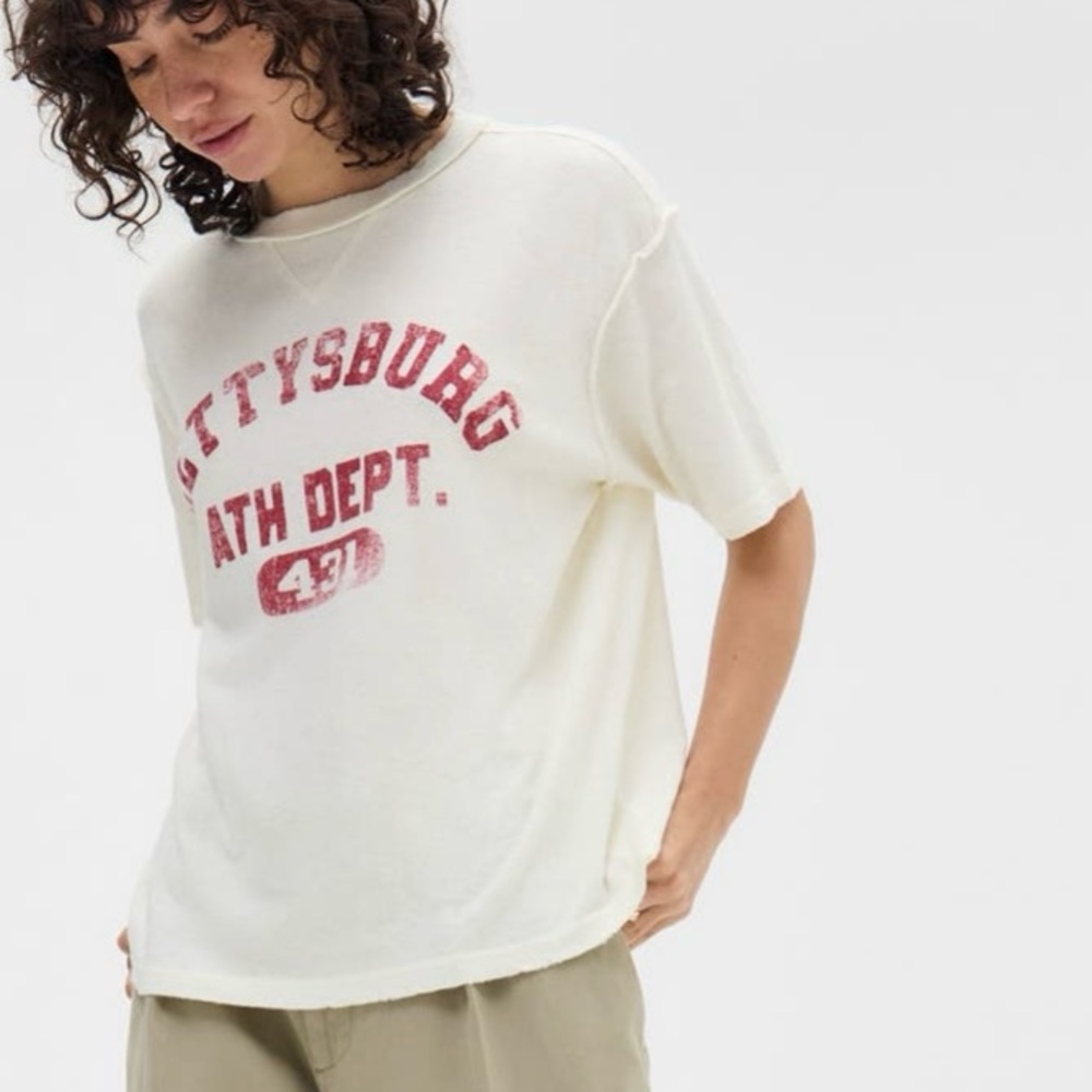 BDG x Urban Outfitters Philadelphia Boyfriend Graphic T-Shirt l Medium